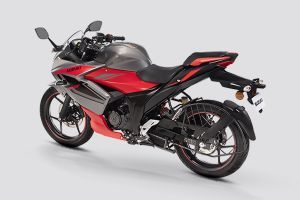 Rear Left Three Quarter View of Gixxer SF