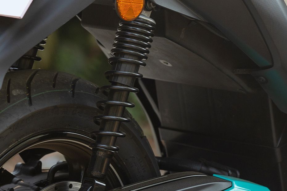 Rear Suspension of AEROX-E