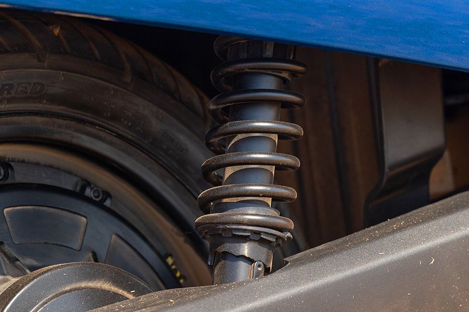 Rear Suspension of DX EV