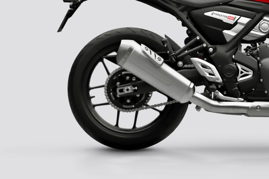 Rear Tyre of Thruxton 400