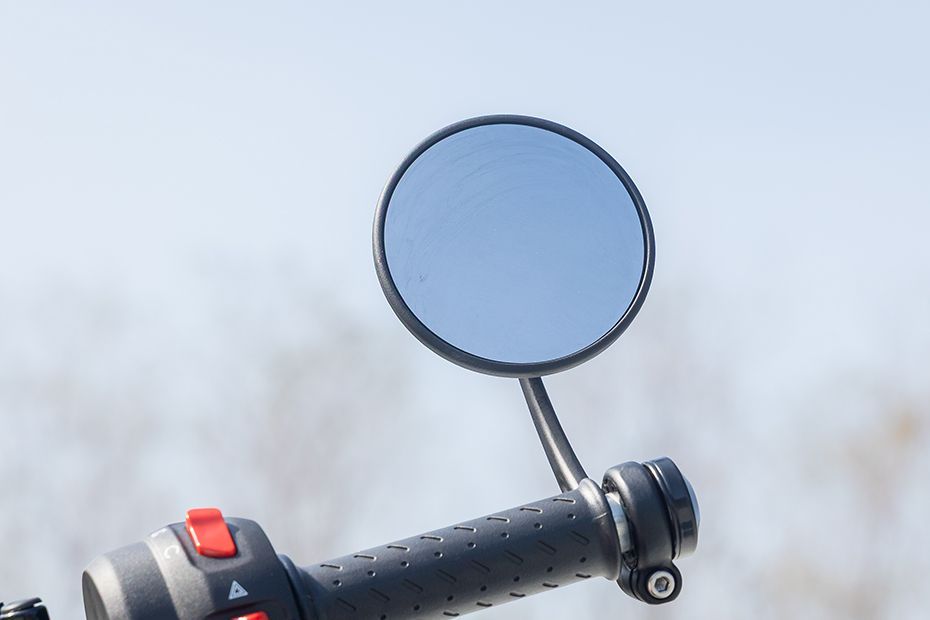 Rear View Mirror Glass of Speed 400