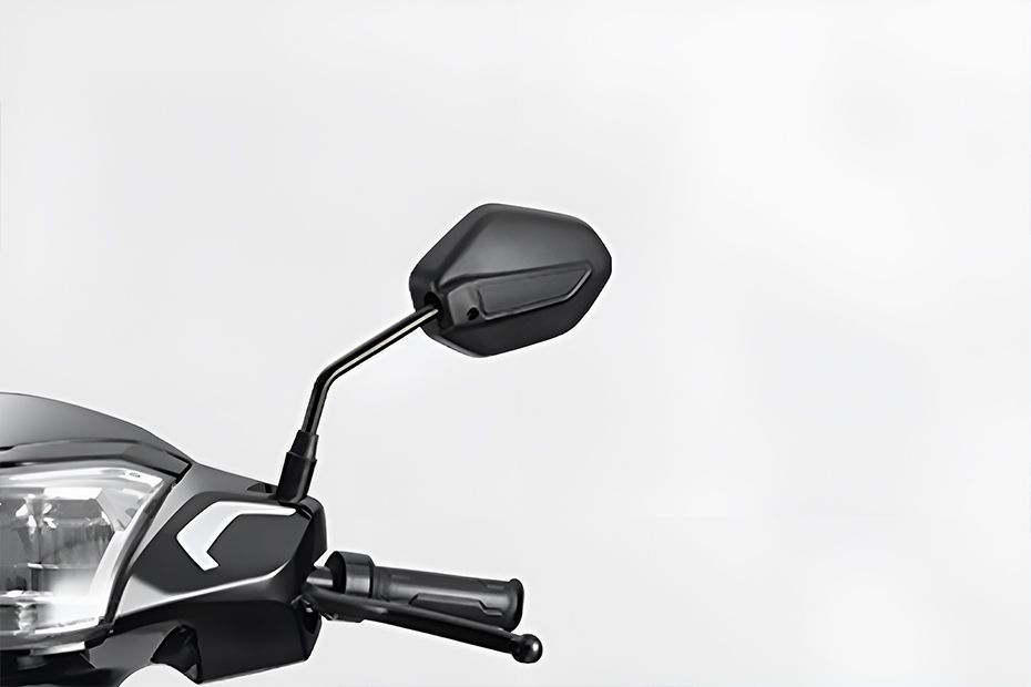 Rear View Mirror(Front View) of Model_