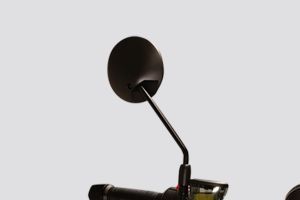 Rear View Mirror(Front View) of Model_