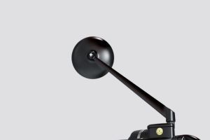 Rear View Mirror(Front View) of Model_