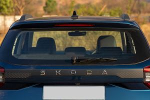 Rear WindShield Image of Kylaq