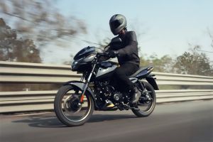 Riding: Front Left Quarter View of Pulsar 180