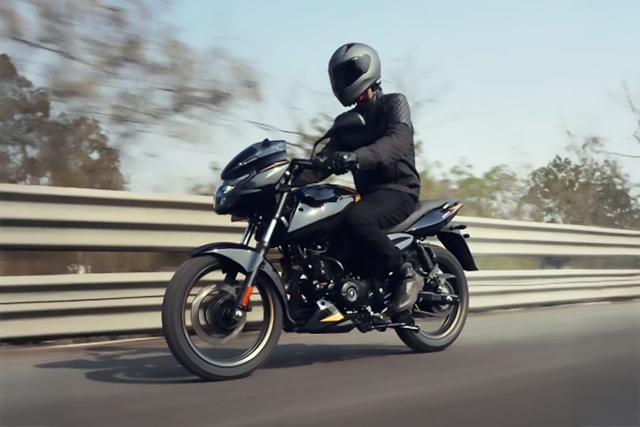 Riding: Front Left Quarter View of Pulsar 180