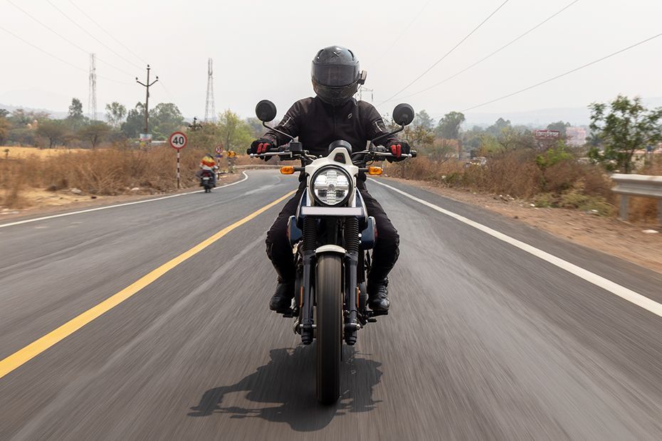 Riding: Front View of Scram 440