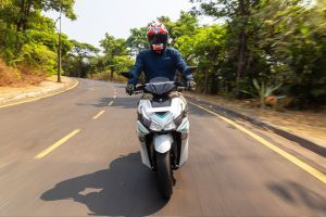 Riding: Front View of AEROX-E