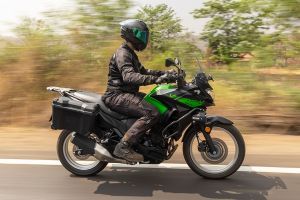 Riding: Side Profile (Right) View Profile View of Versys X 300