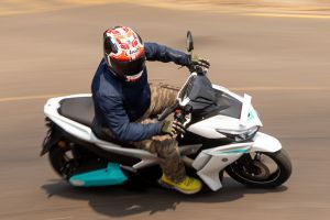 Riding: Side Profile (Right) View Profile View of AEROX-E