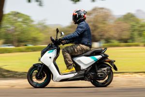 Riding: Side Profile(Left)View of EC-06