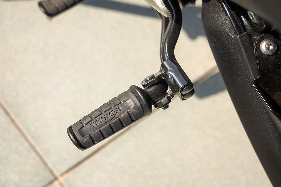 Right Footpeg of Model_