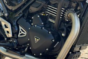 Engine (Right) of Speed T4