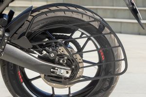Saree Guard of Speed 400