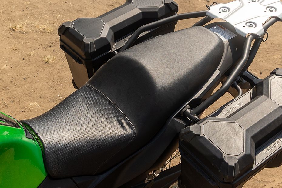 Seat of Versys X 300