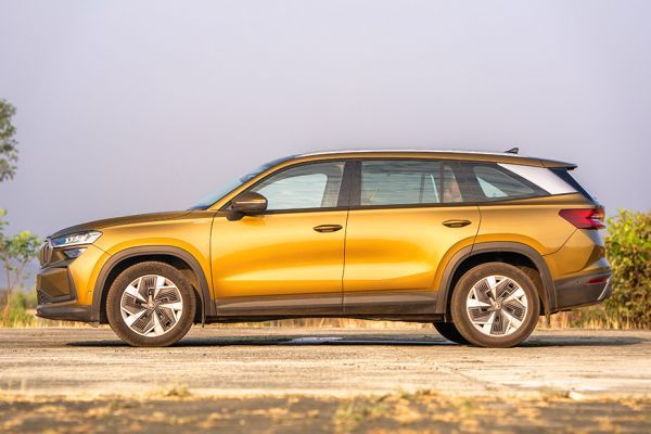 Side Profile View (Left) Image of Kodiaq