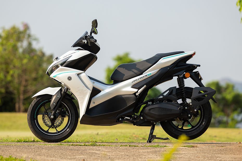 Side Profile View (Left) of AEROX-E