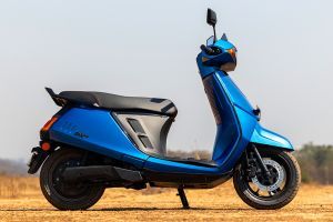 Side Profile View (Right) of DX EV