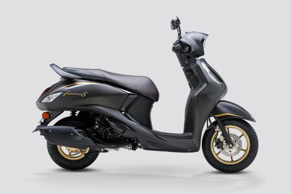 Side Profile View (Right) of Fascino 125 Fi Hybrid