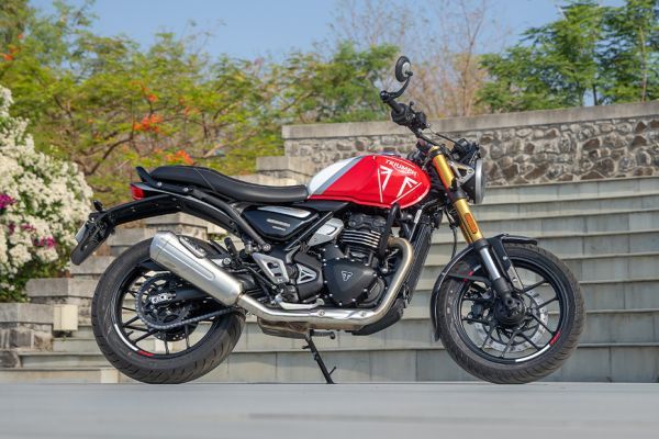 Side Profile View (Right) of Speed 400