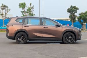 Side Profile View (Right) Image of VF MPV 7