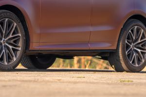 Side Skirt Image of Range Rover Sport