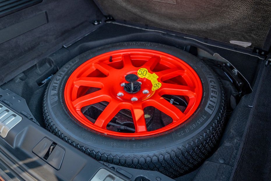 Spare Tyre Image of Range Rover Sport