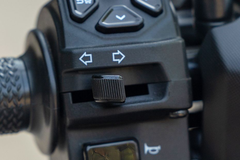 Turn Indicator Switches of AEROX-E