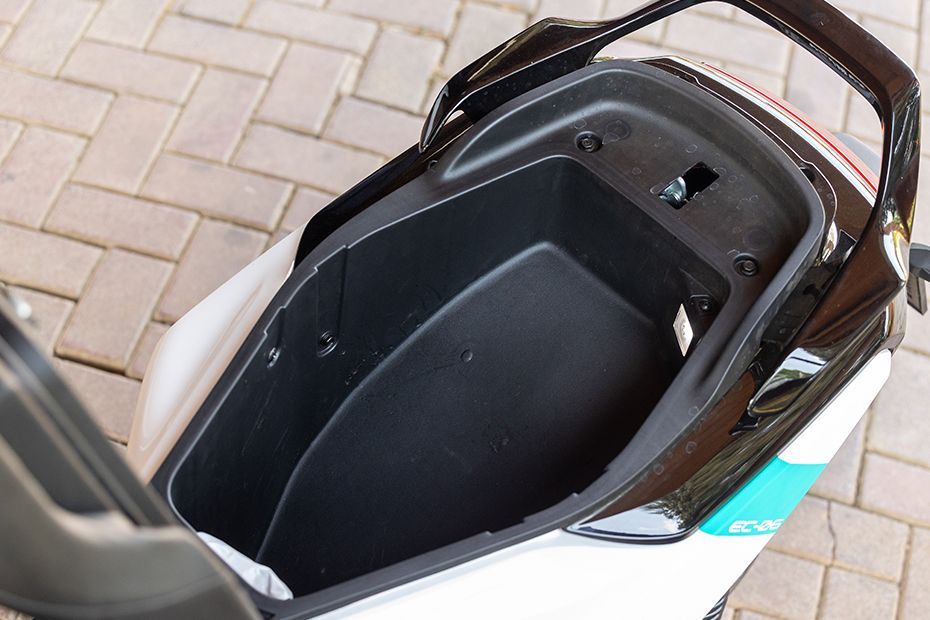 Under seat storage of EC-06