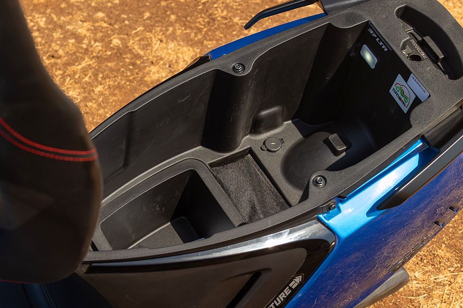 Under seat storage of DX EV