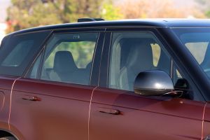 Window Line Image of Range Rover Sport
