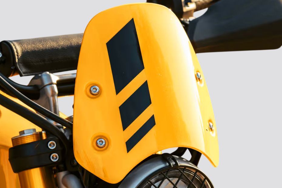 Windshield View of Scrambler 400 XC