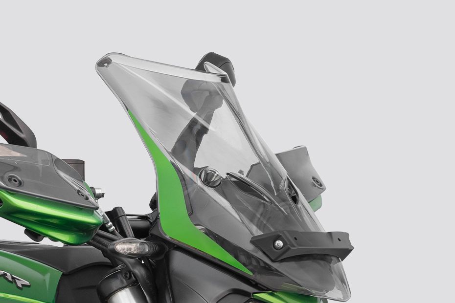 Windshield View of Dominar 400