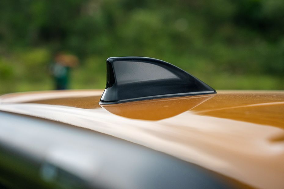 Antenna Image of Hilux