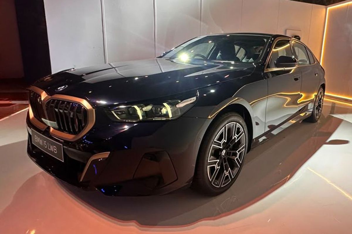 BMW I5 LWB On Road Price Ri Bhoi Sep 2026 83 76L BMW I5 LWB On Road Price Ri Bhoi Sep 2026 83 76L