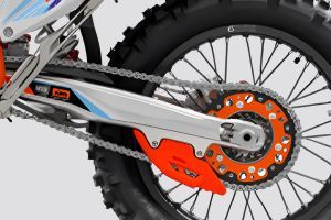 Chain Cover Image of 350 EXC-F