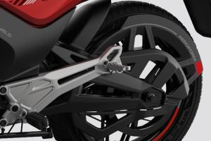 Chain Cover Image of EX2s