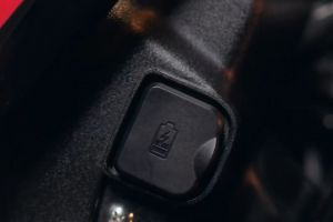 Charging ports of Pulsar 150