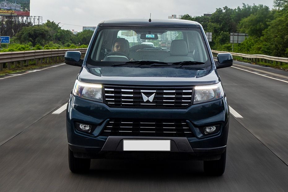 Driving: Front View Image of Bolero Neo