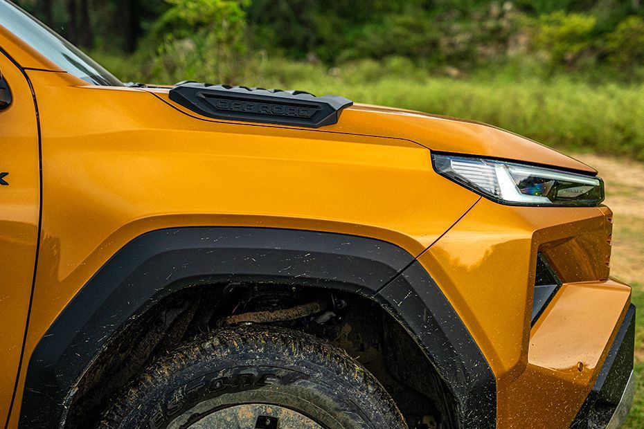 Front Fender Image of Hilux