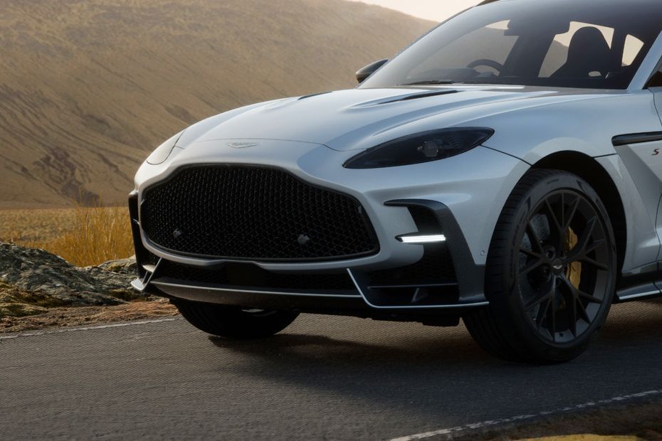 Front Grille Image of DBX