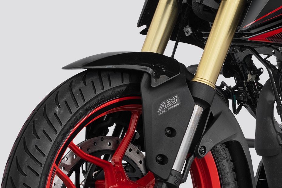 Front Mudguard & Suspension of Pulsar N160 S