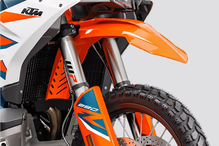 Front Mudguard & Suspension of 890 Adventure R