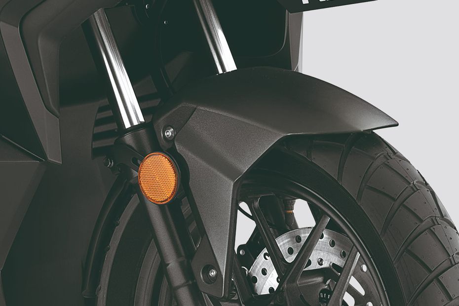 Front Mudguard & Suspension of ADV 160