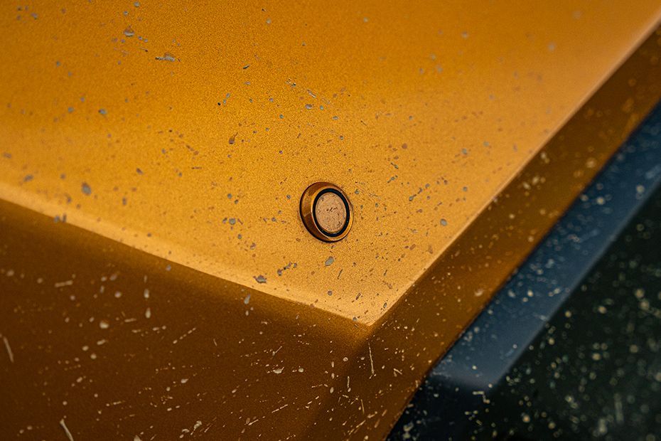 Front Parking Sensors Image of Hilux