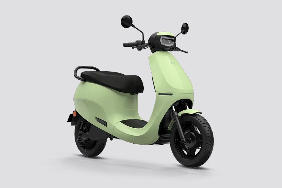 Front Right Quarter View of S1 Z