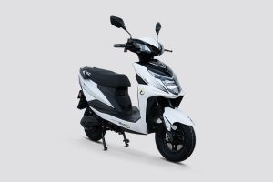 Front Right Quarter View of Eeva Eco