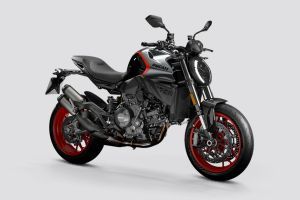 Front Right Quarter View of 2026 Monster 900