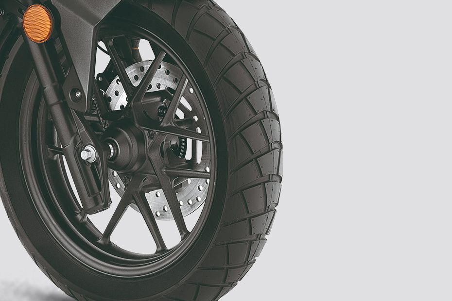 Front Tyre of ADV 160